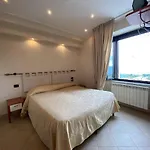 Due Mari Hotell Marcellinara
